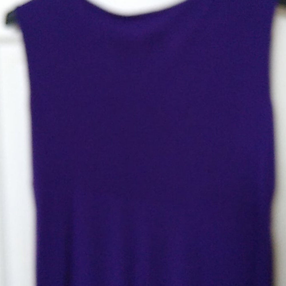Women's dress - Picture 4 of 4